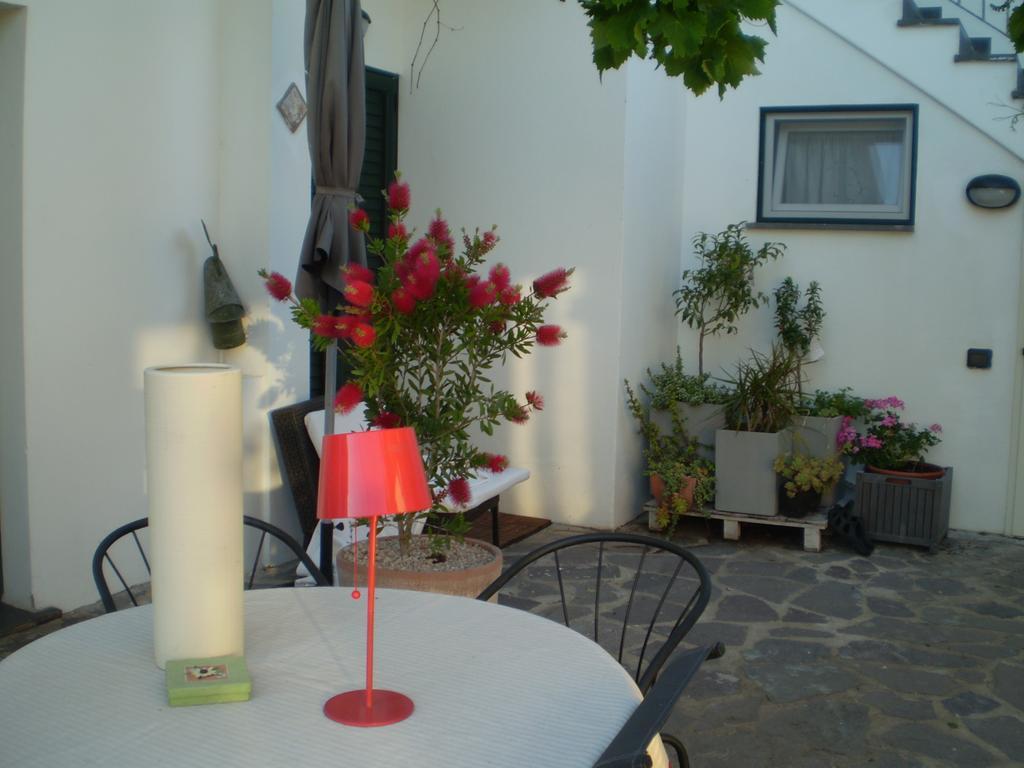 Bed and Breakfast Il Giardino Di Emilio Marrùbiu Pokój zdjęcie